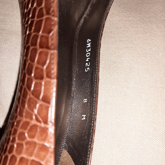 Stuart Weitzman croc ombre pumps - Picture 8 of 12